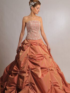 Farbiges Brautkleid Modell Fianna
