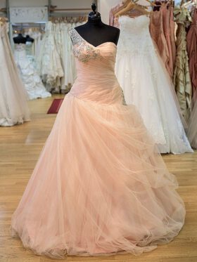 Farbiges Brautkleid aus Rosé Tüll Modell Tamara