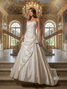 Brautkleider Creme Taft A-Linie Modell Merelda